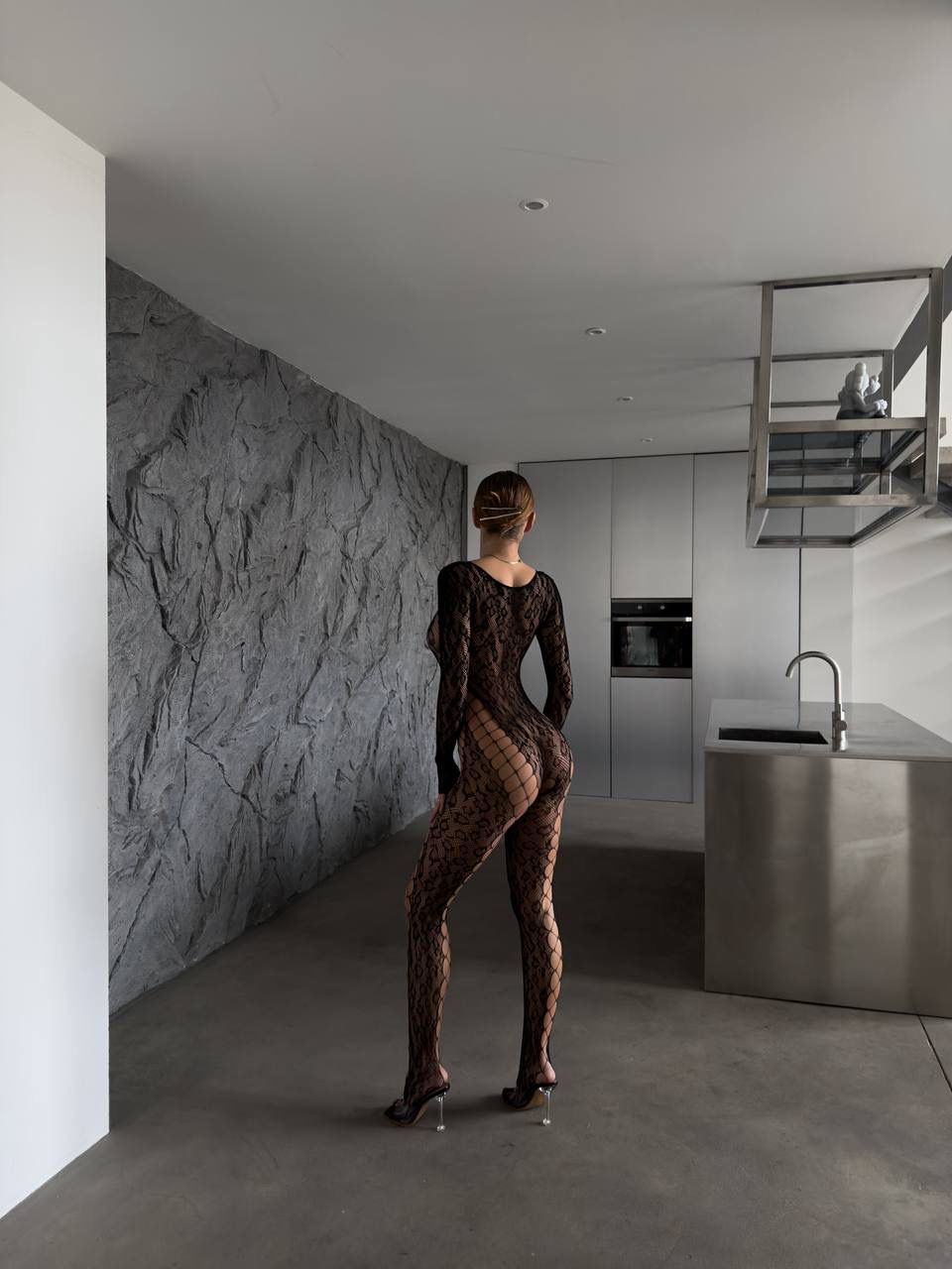 Siyah Dantel Detaylı Vücut Çorabı