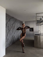 Siyah Dantel Detaylı Vücut Çorabı