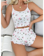 Süt Beyazı Şortlu Gül Desenli Pijama Takımı